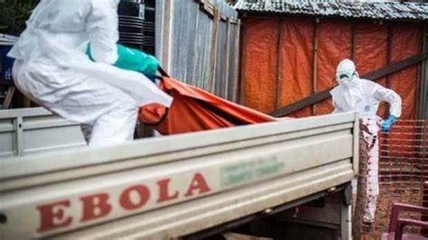 S­i­e­r­r­a­ ­L­e­o­n­e­­d­e­ ­E­b­o­l­a­ ­k­a­r­a­n­t­i­n­a­s­ı­ ­g­e­n­i­ş­l­e­t­i­l­d­i­ ­-­ ­D­ü­n­y­a­ ­H­a­b­e­r­l­e­r­i­